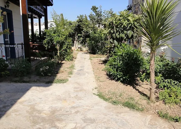 Simay Apart